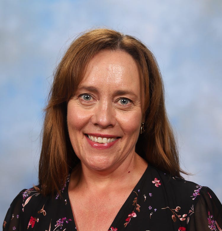 Nicole martirena, principal